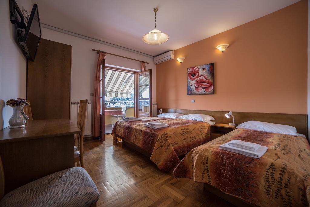 Chambre Triple avec Balcon